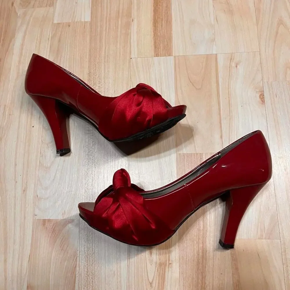 Y2K Fergalicious Red bow heels